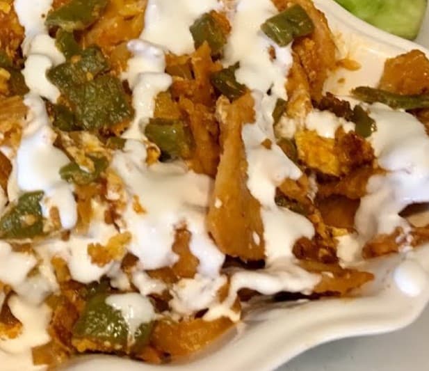 Chilaquiles con Panela y Nopales