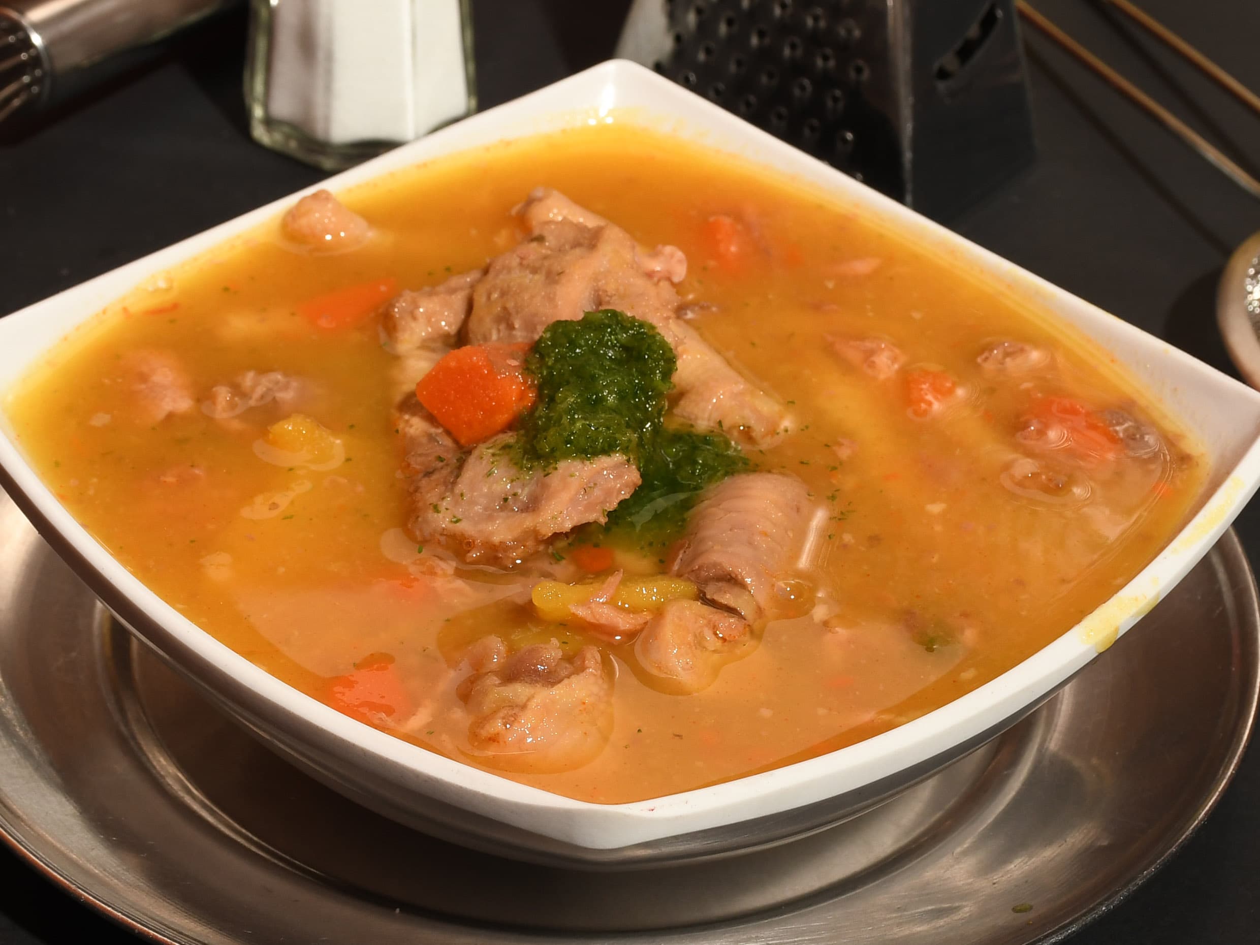SOPA DE MENUDENCIAS