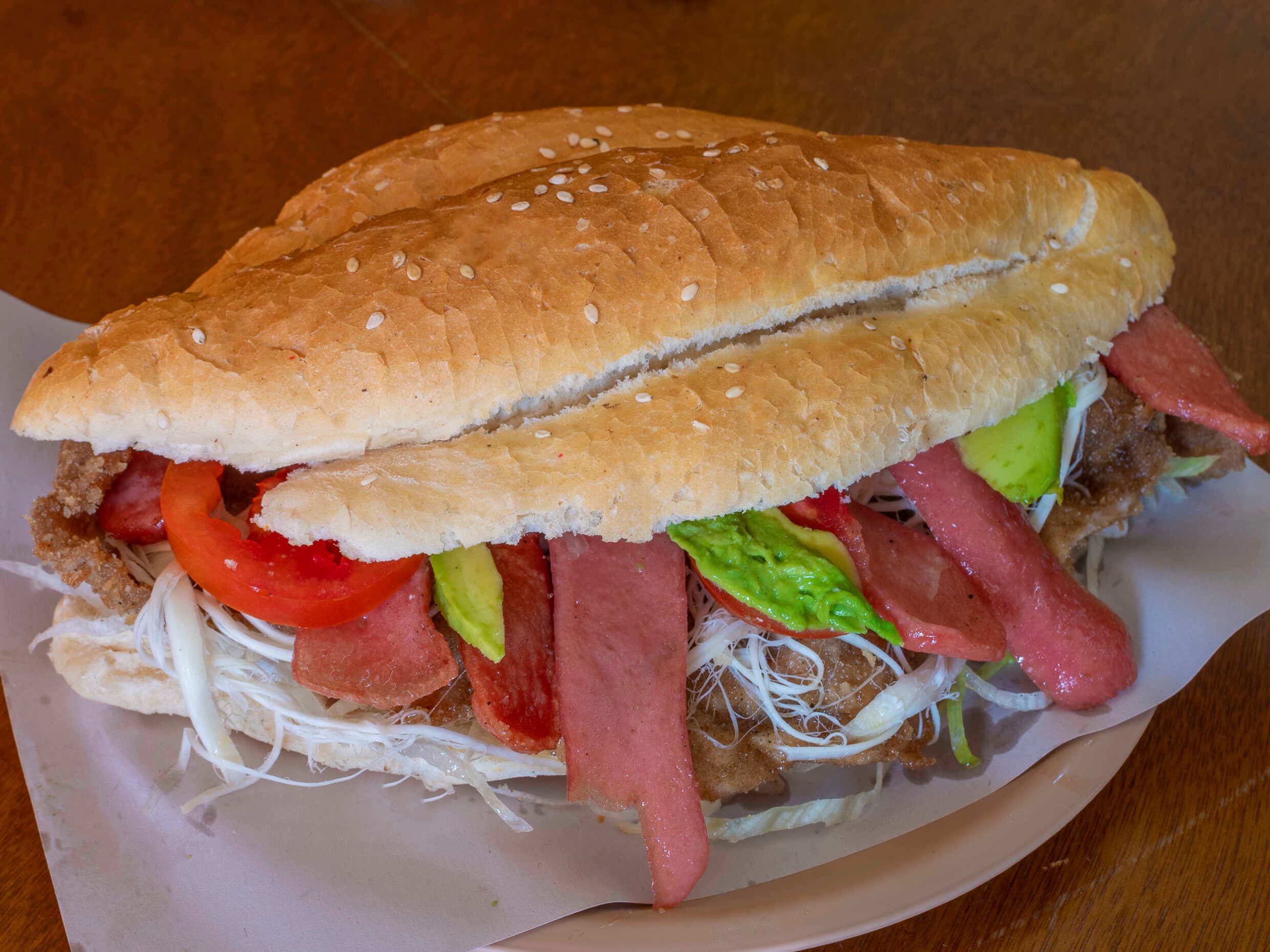 TORTA DE SALCHICHA CON HUEVO