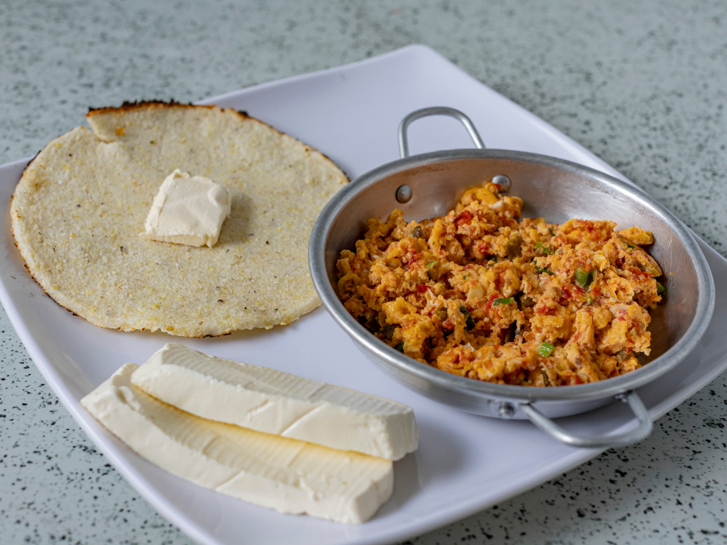 Huevos con Aliños
