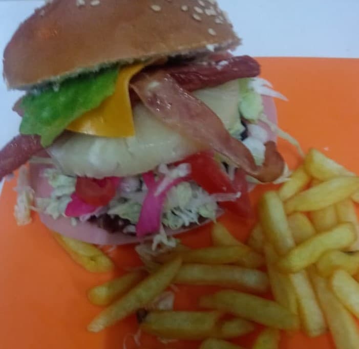 Hamburguesa Hawaiana