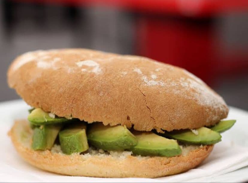Pan con Palta