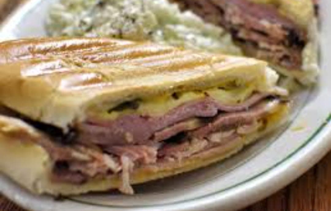 Sandwich de Jamón y Mozarella