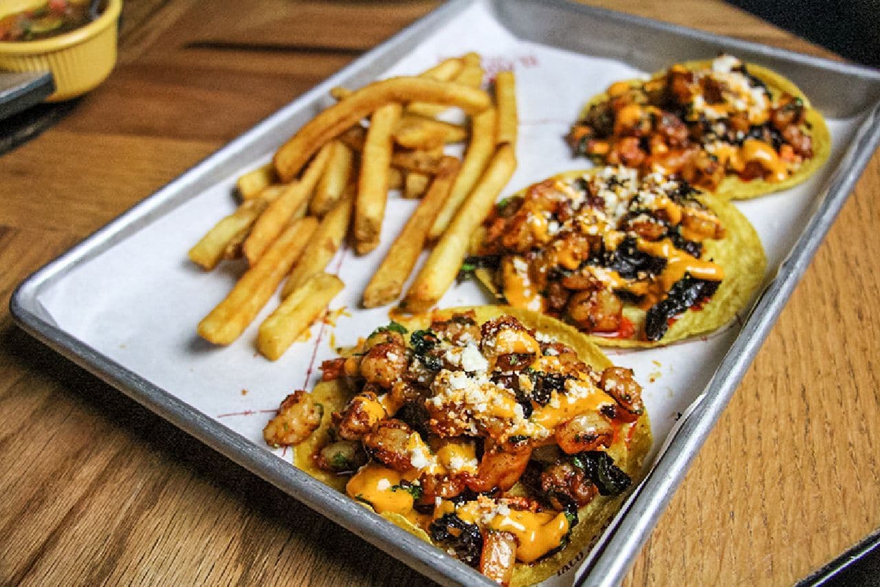 Street Taco Camarones al Cilantro y Chipotle