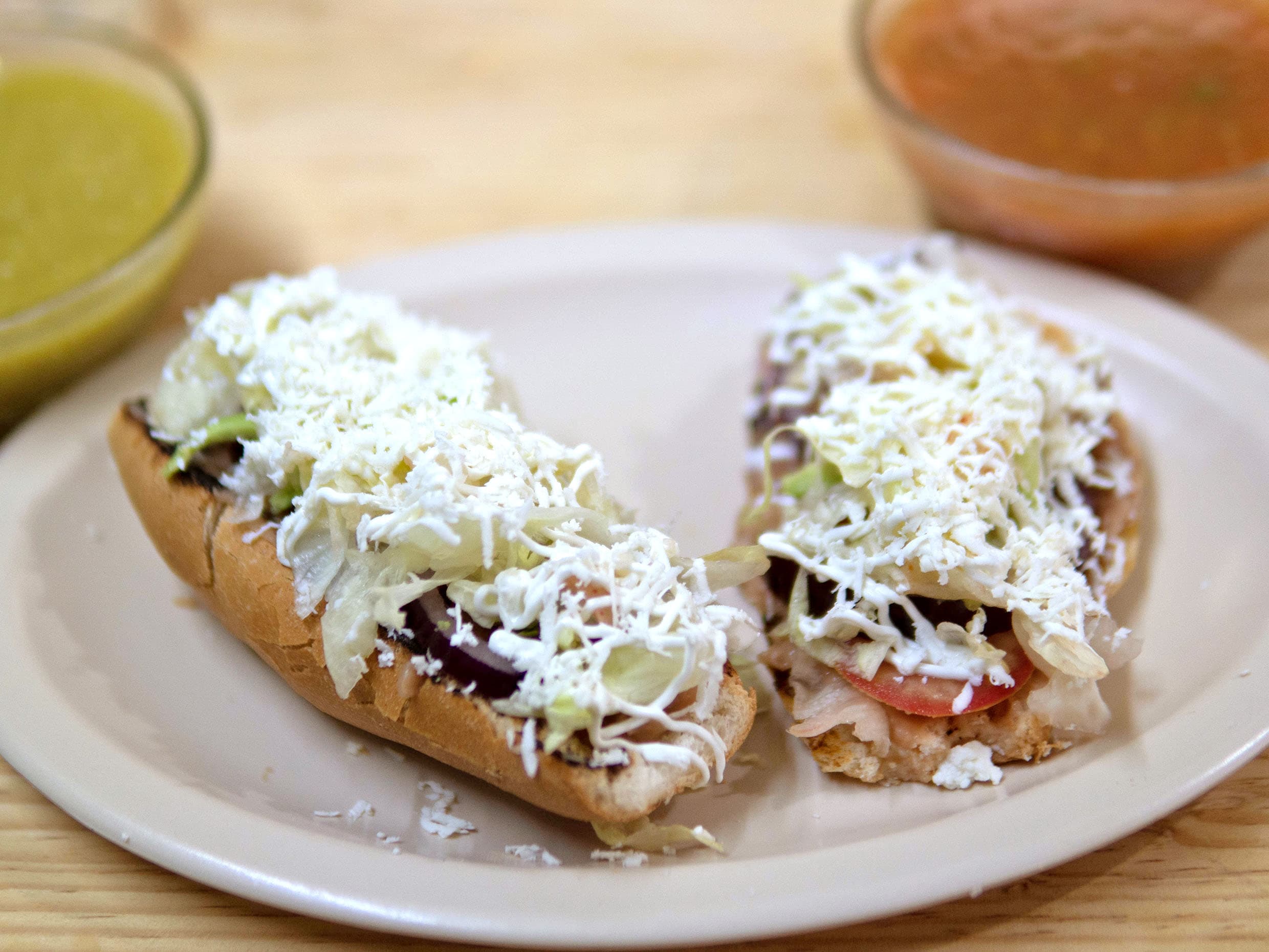 4 Molletes y Café de Olla