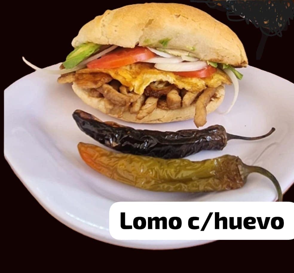 Torta Lomo con Huevo