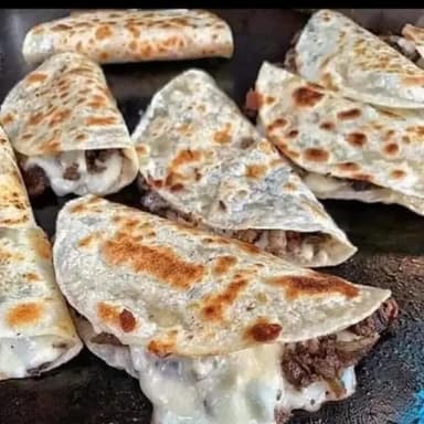Quesadilla Sencilla De Carne Asada