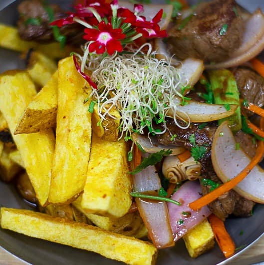 Lomo Saltado