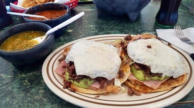 Mollete Boricua