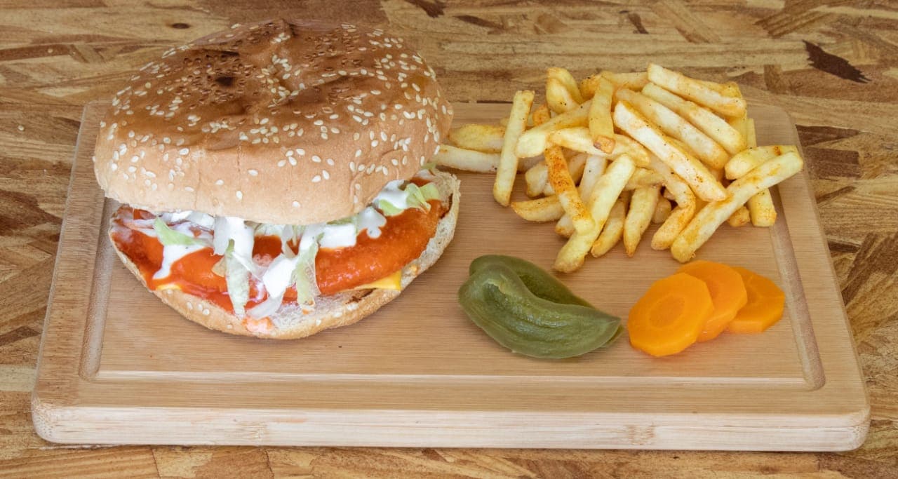 Burger Buffalo Ranch con Papas