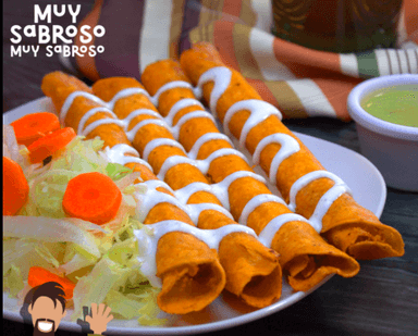 Charola de Flautas Fritas
