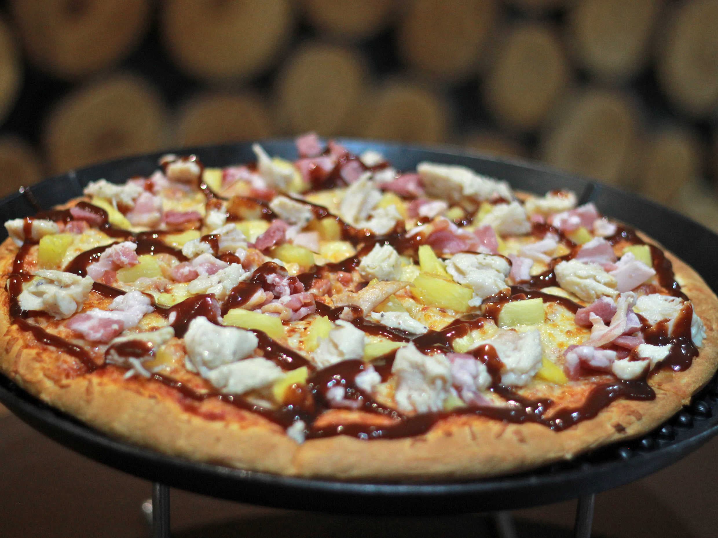 Pizza de Pollo BBQ