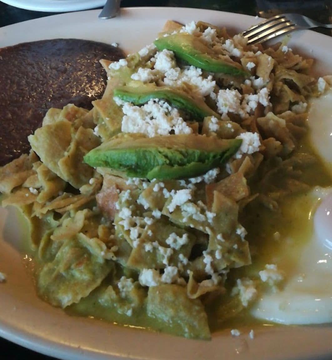 Chilaquiles Con Huevo