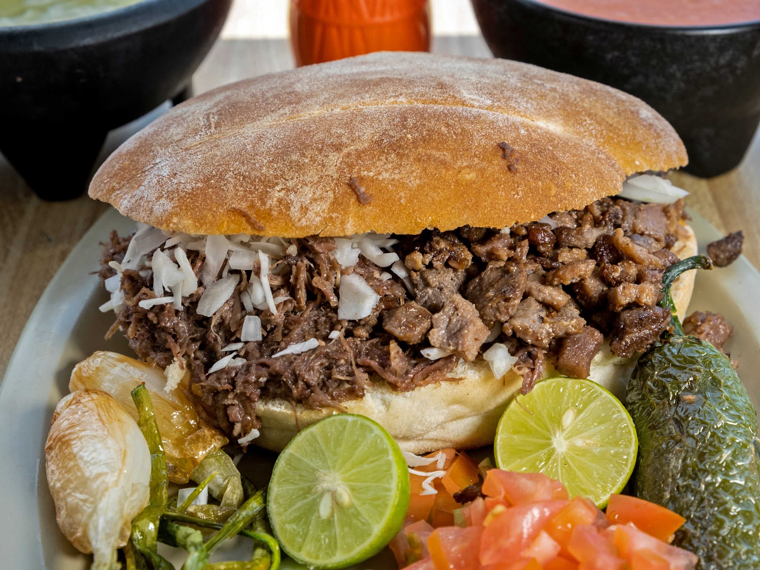 Lonche Mixto