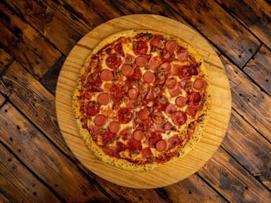 Pizza Carnes Frías