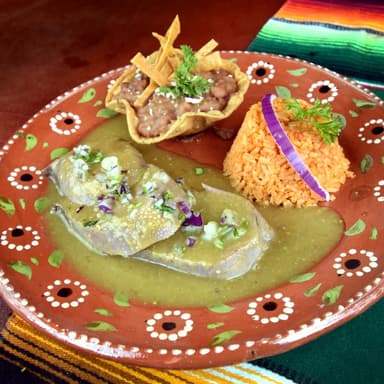Lengua de Res en Salsa Verde o Roja