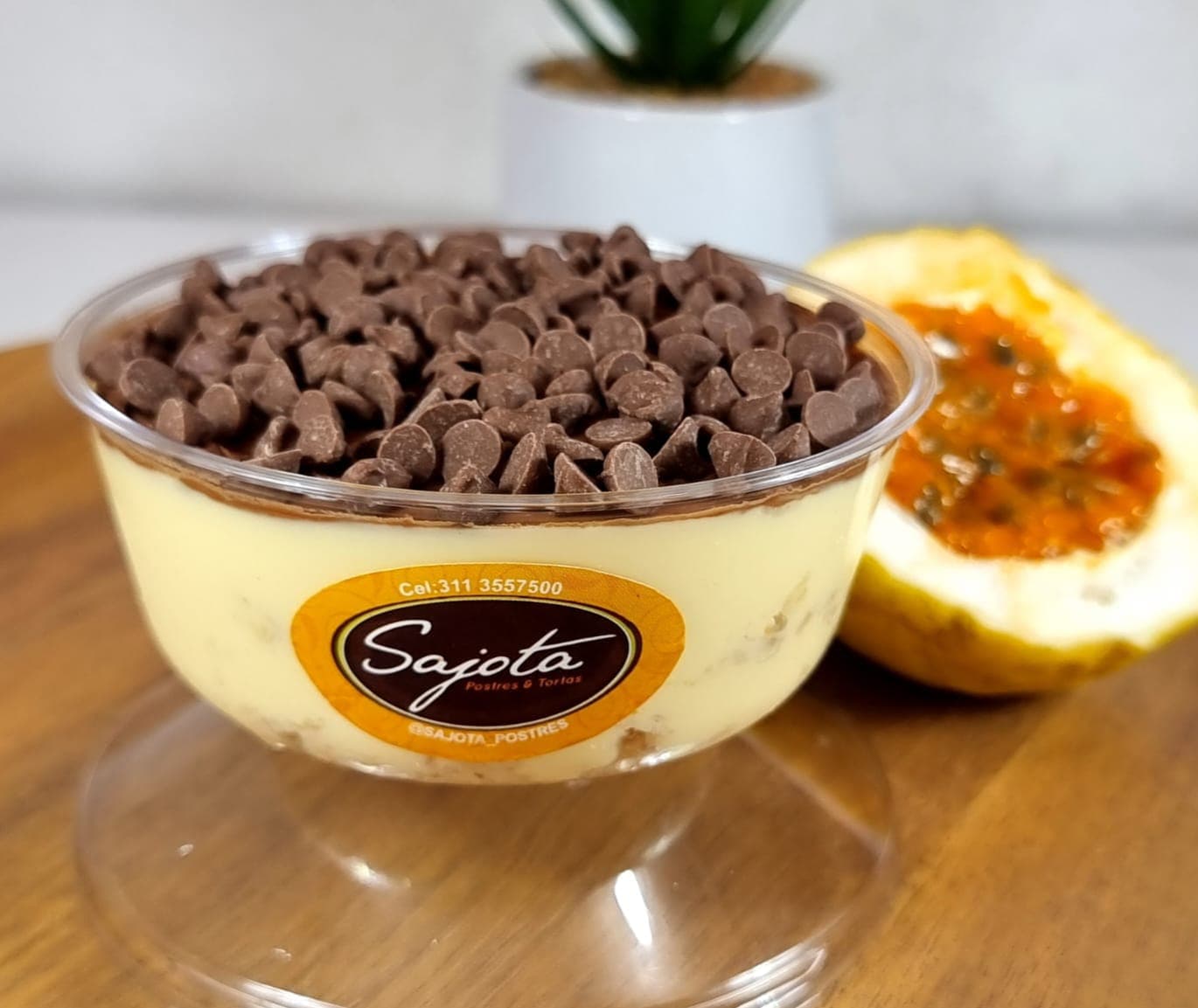 Postre de Maracuyá y Chips de Chocolate