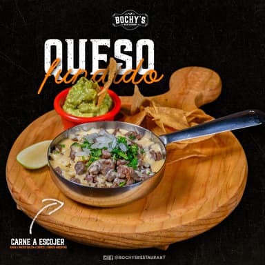 Queso Fundido con Arrachera