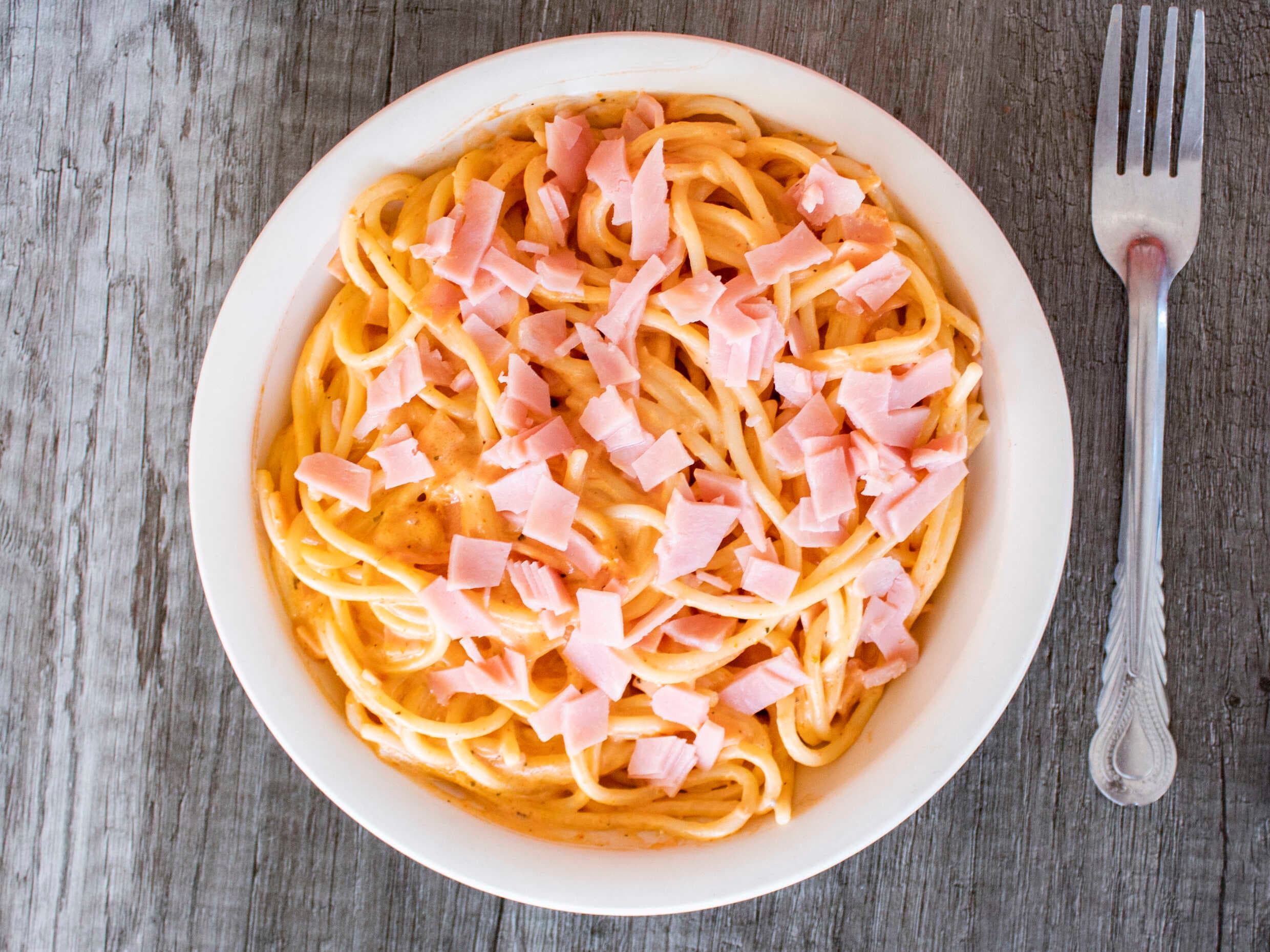 SPAGUETTI CON CREMA