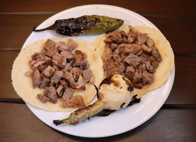 Taco de Tortilla de Harina con Asada