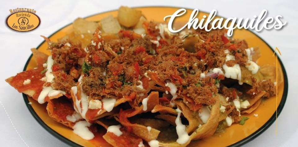 Chilaquiles Divorciados con Arrachera