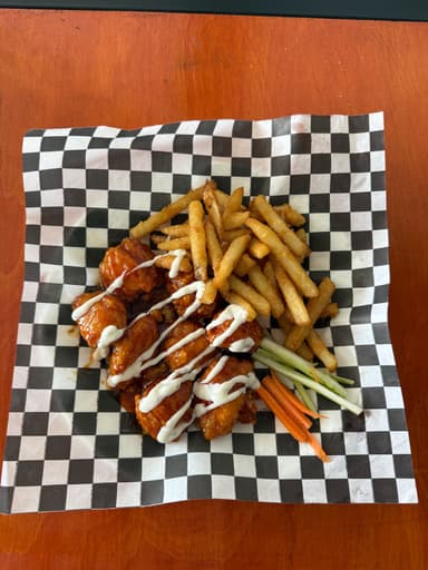 Boneless con papas