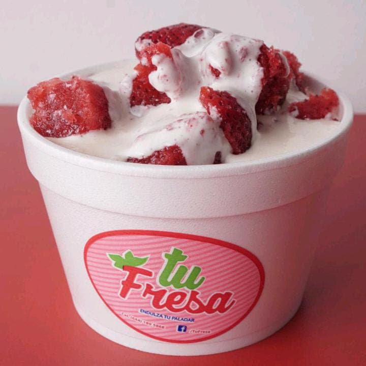 Fresas con Crema 1/2 Litro