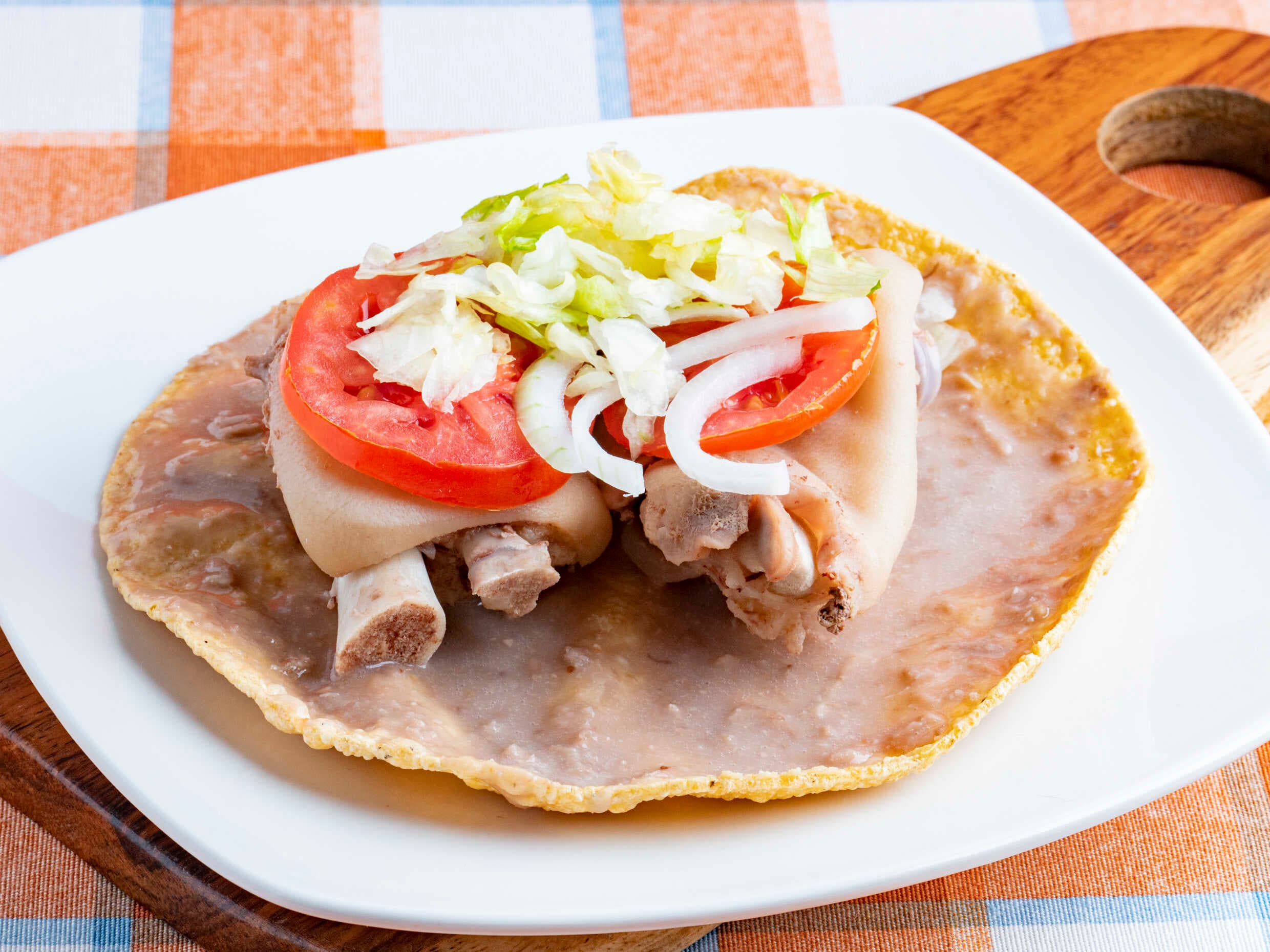 Tostada Grande de Pata
