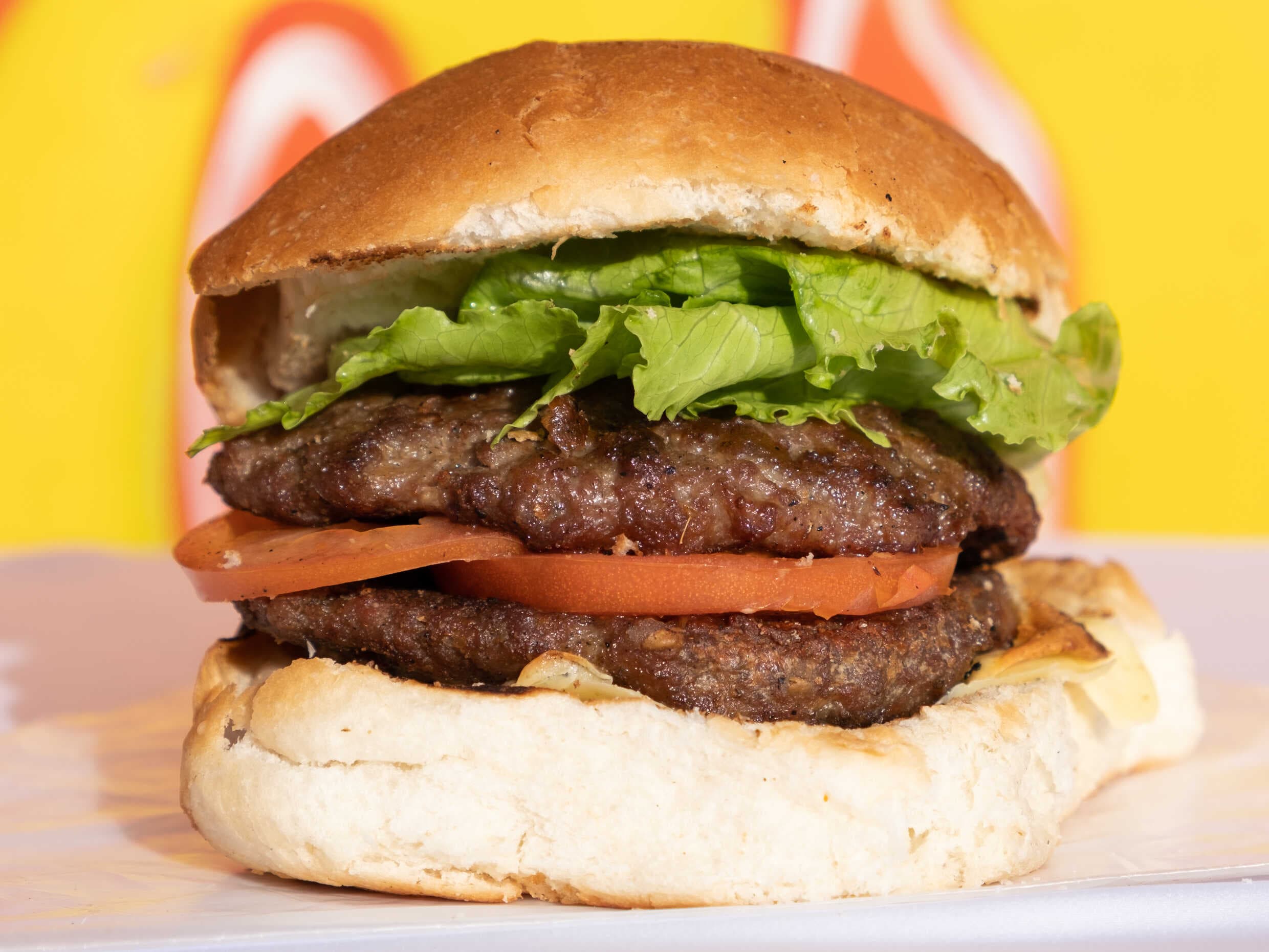 Combo Individual Hamburguesa Doble + Coca Cola