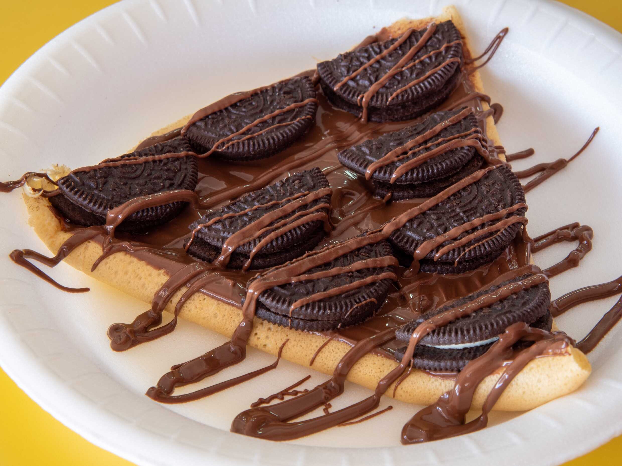 Crepa Dulce Galleta Oreo, Nutella y Chocolate