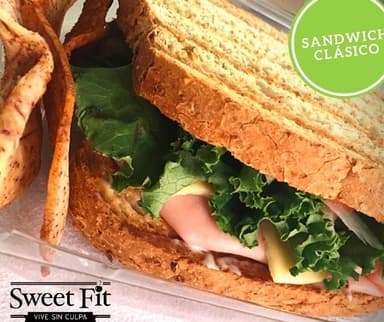 Sándwich Clásico