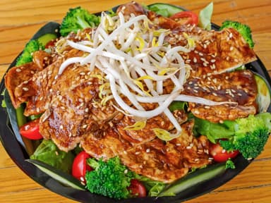 Ensalada Teriyaki