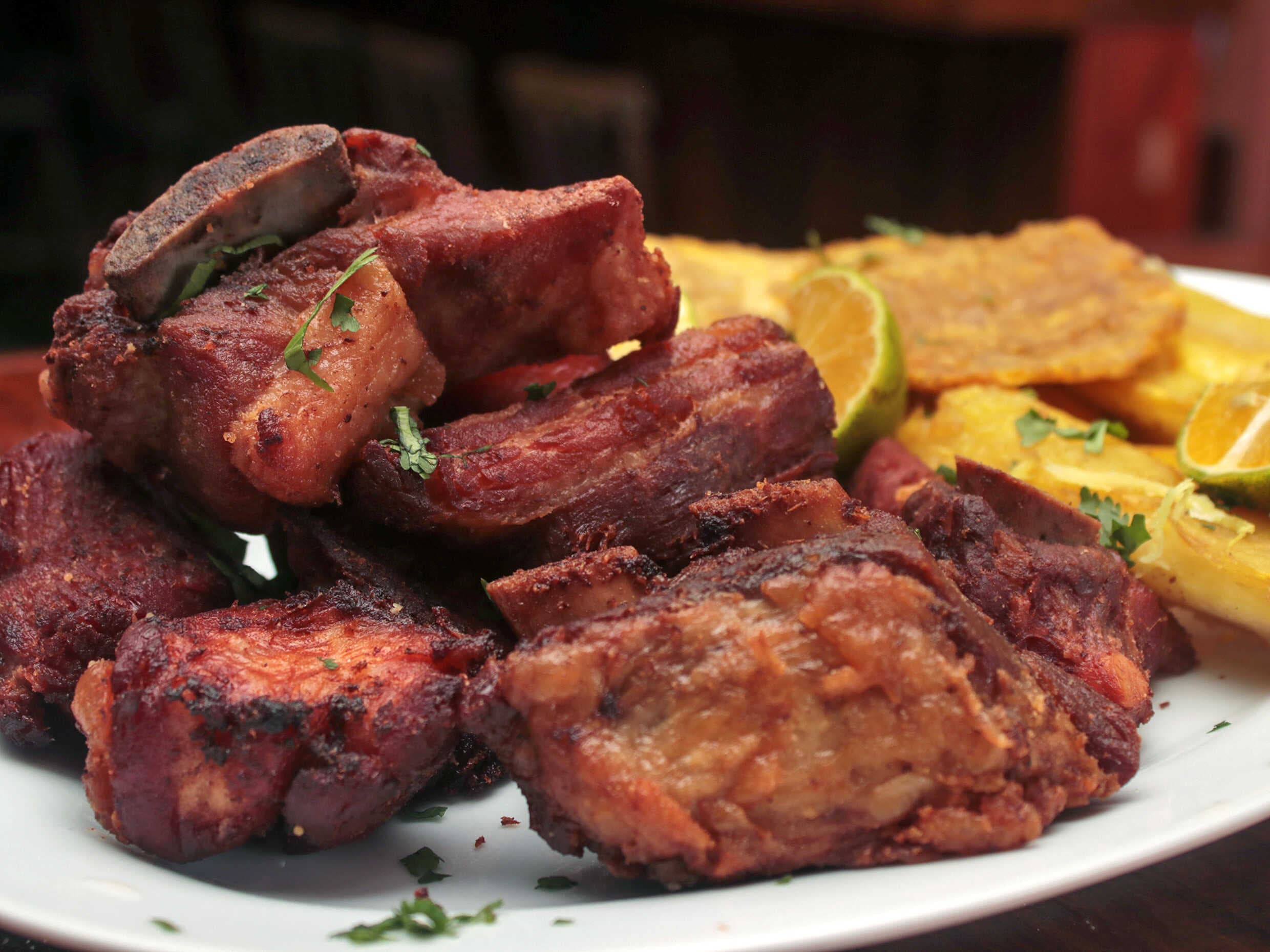 Medio Kilo de Chicharrón de Carne de Cerdo