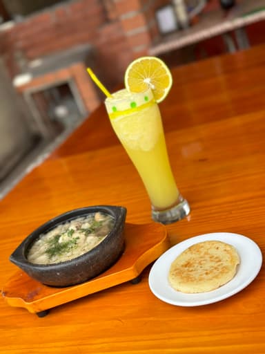Caldo de Costilla