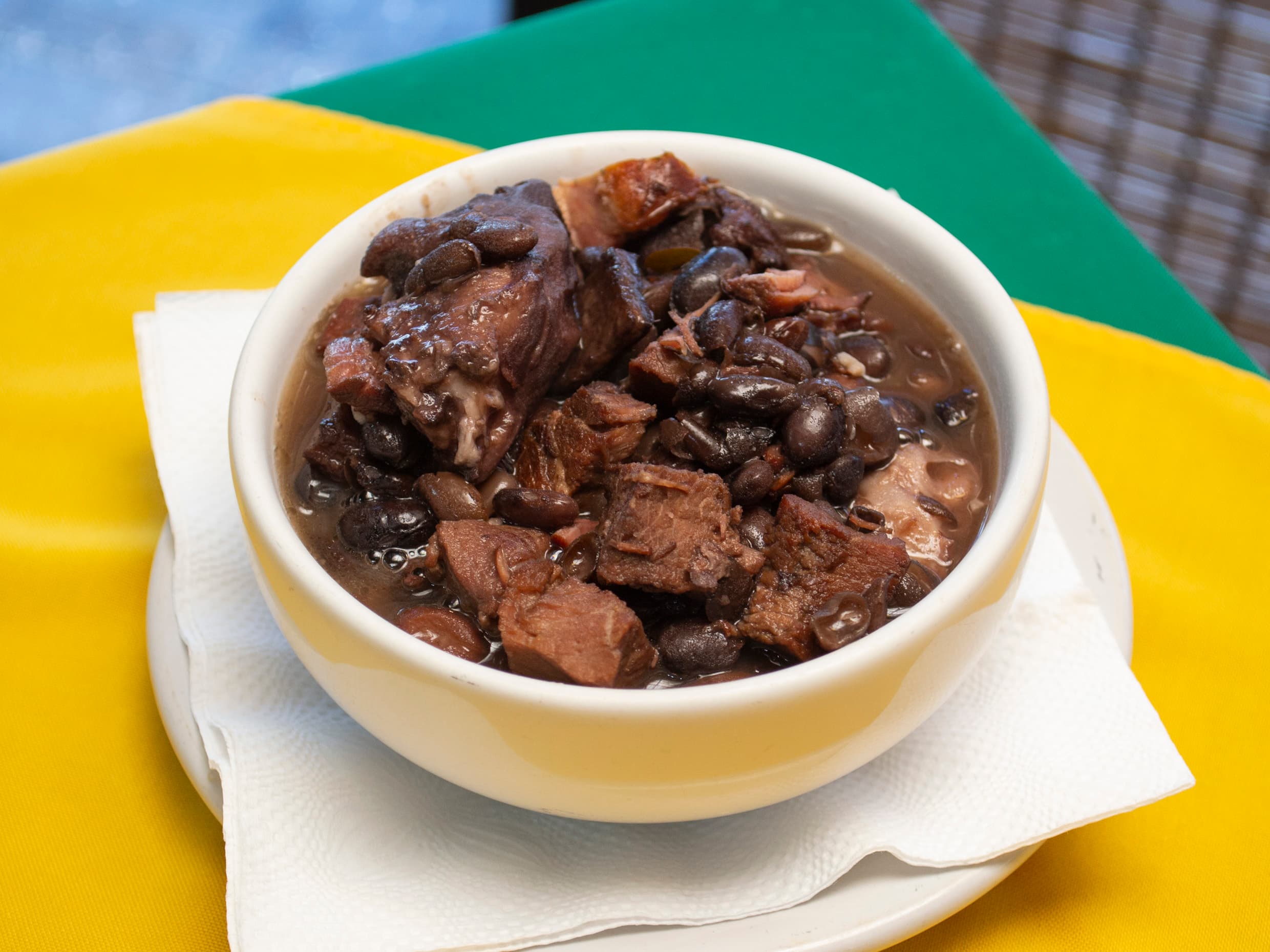Feijoada (Frijol Negro con Res y Cerdo)
