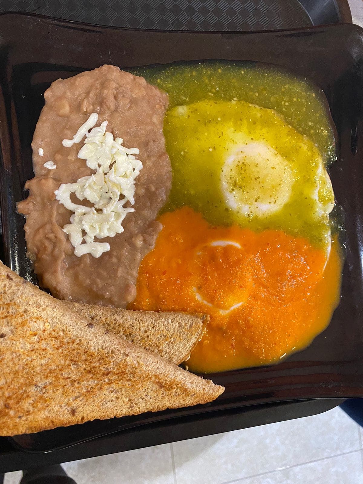 Huevitos Divorciados