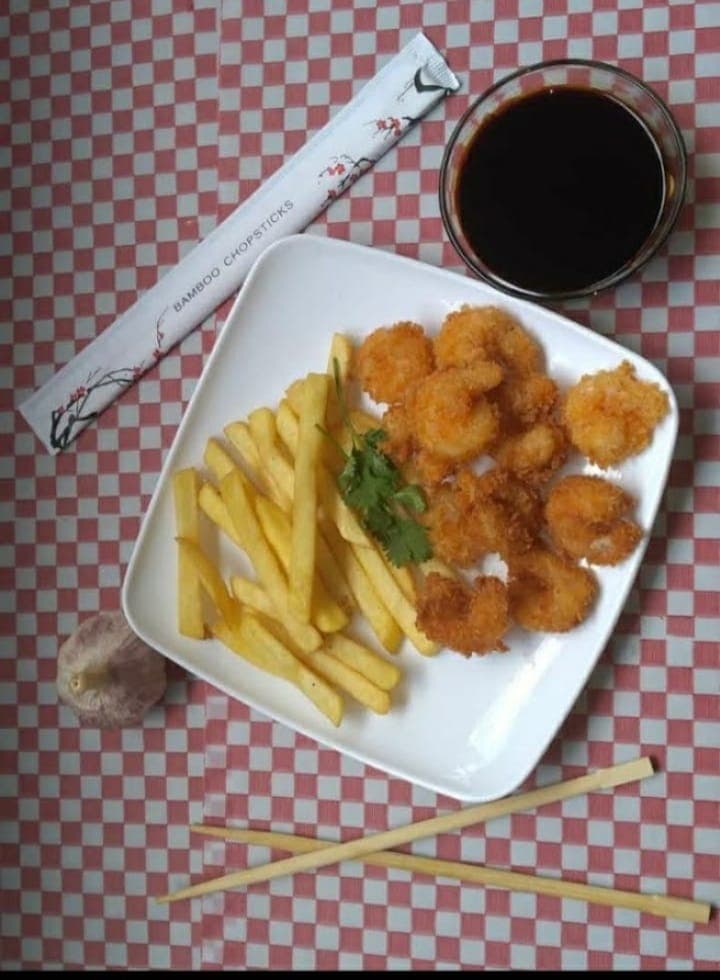 Camarones Apanados + papa