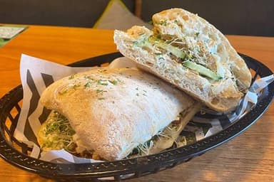 Chapata Green Cheese