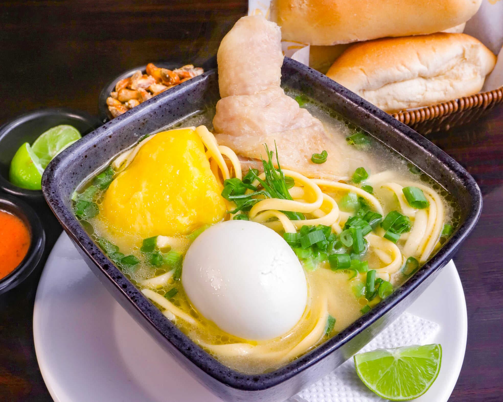 Caldo de Gallina