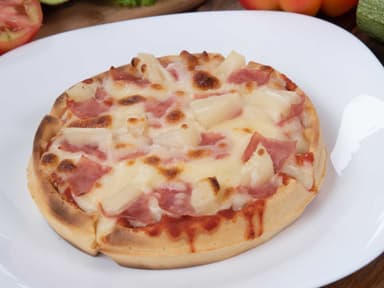 Waffle Pizza Hawaiana