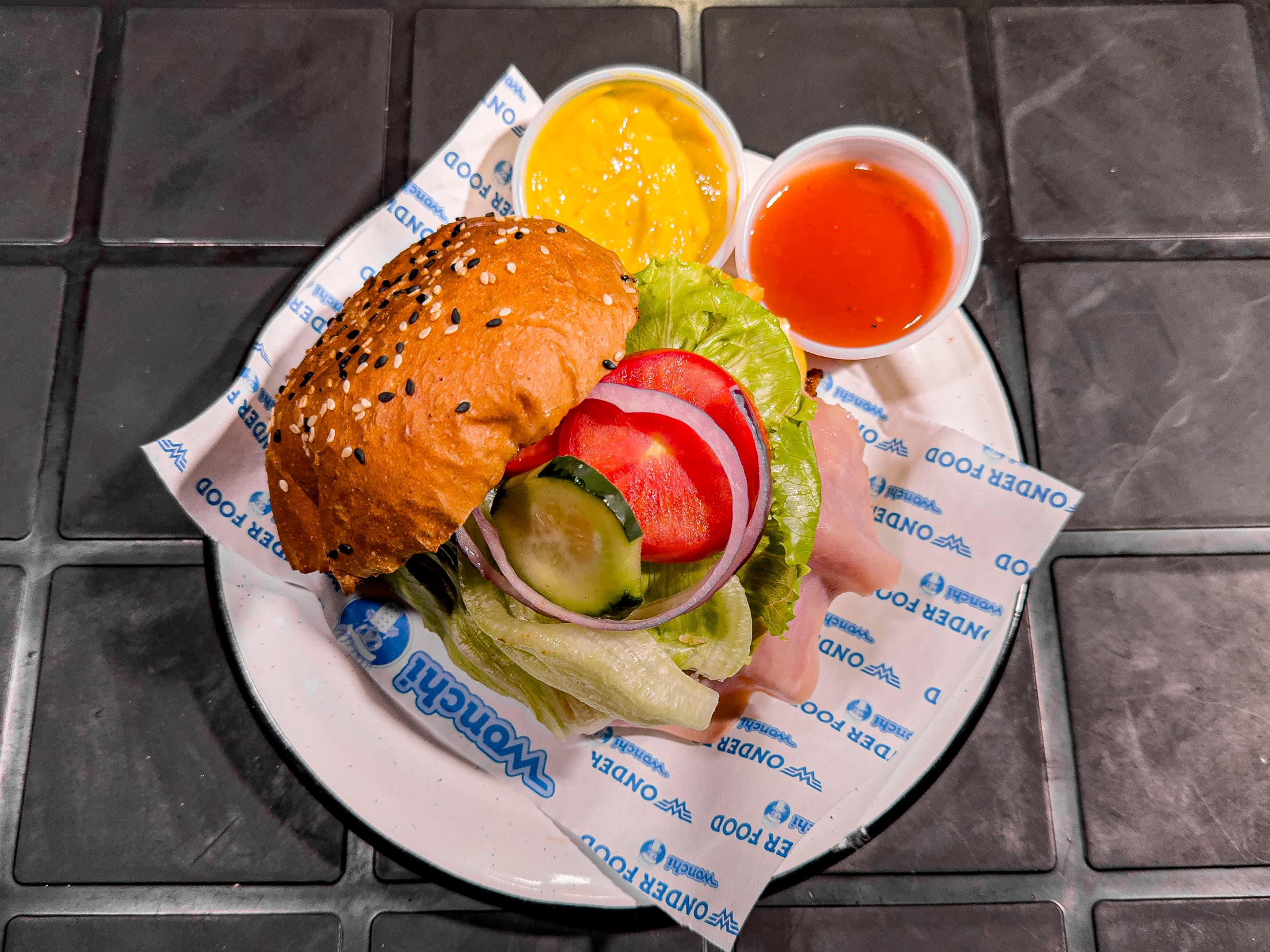 Hamburguesa de Pollo Hawaiana