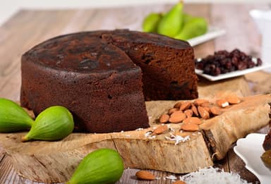 Torta Negra Envinada de 1200 Gr (20 Porciones)