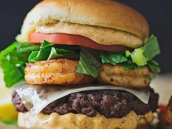 Hamburguesa Mar & Tierra