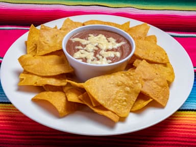 Orden de Frijol con Totopos