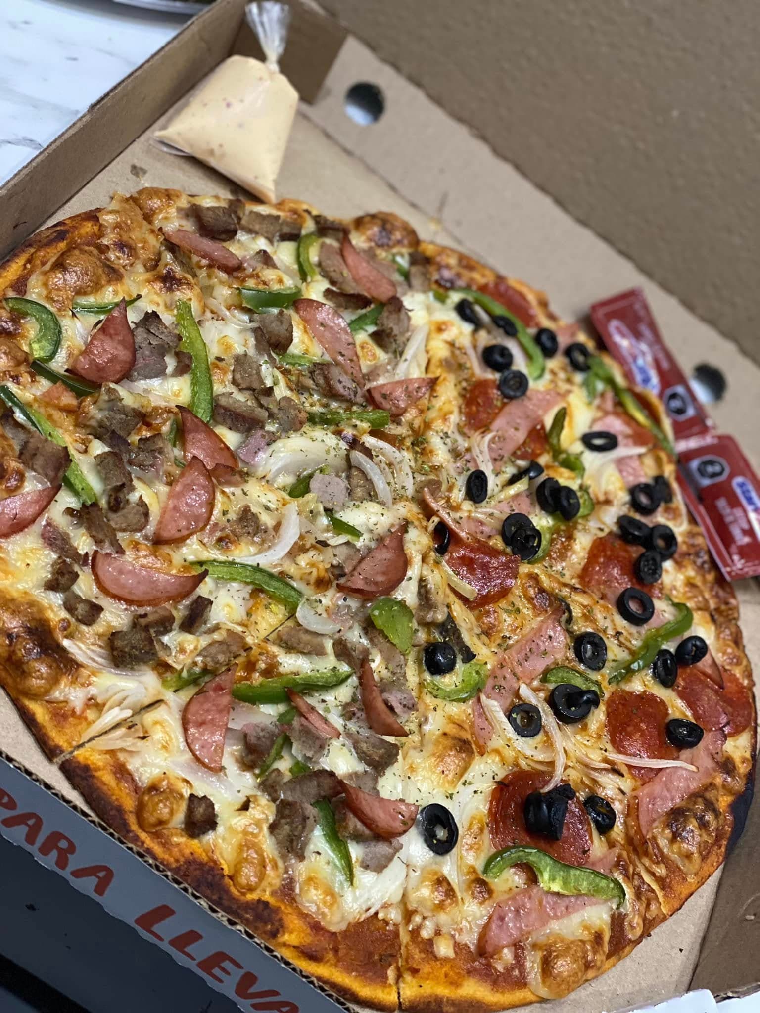Pizza Especial Grande (Variedad de Especialidades)