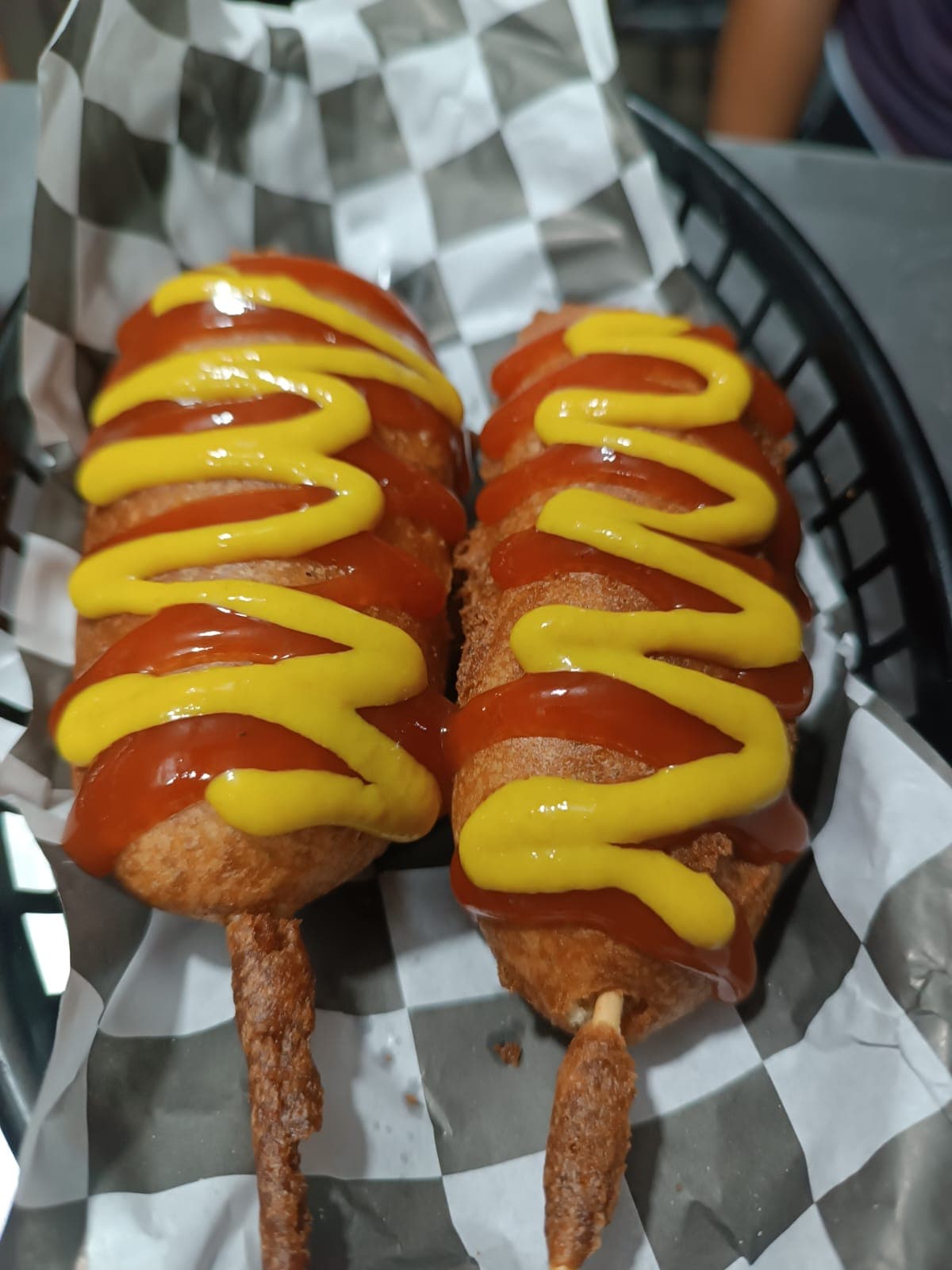Banderillas de Salchicha Roja Para Asar