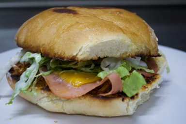 Combo Torta Super Feliz + Agua de Horchata