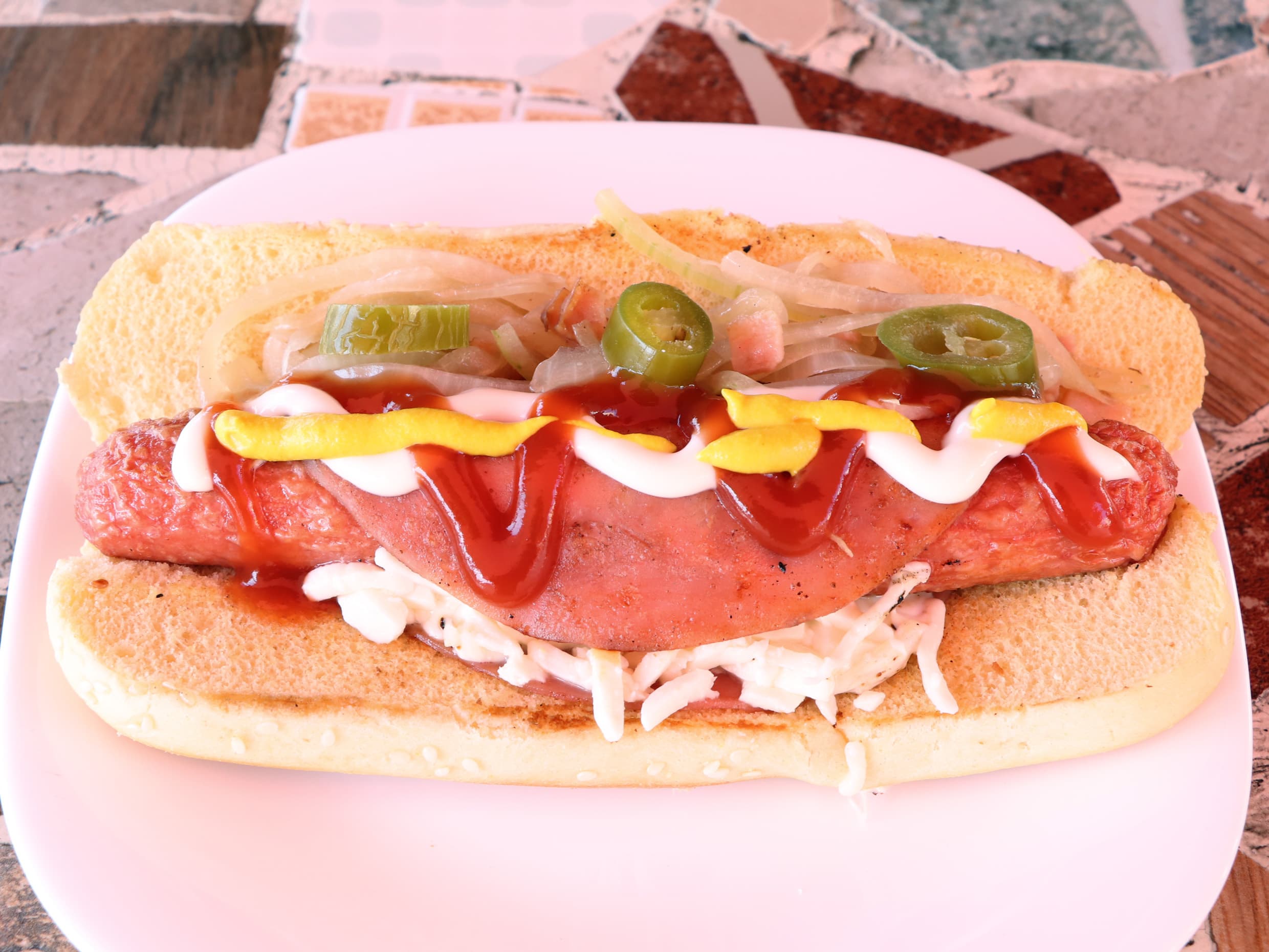 Hot Dog con Jamón y Queso