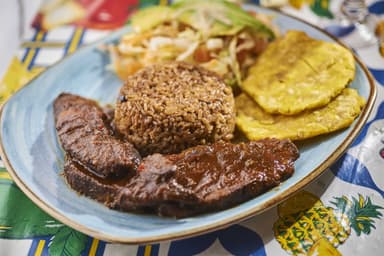 Lengua en Salsa