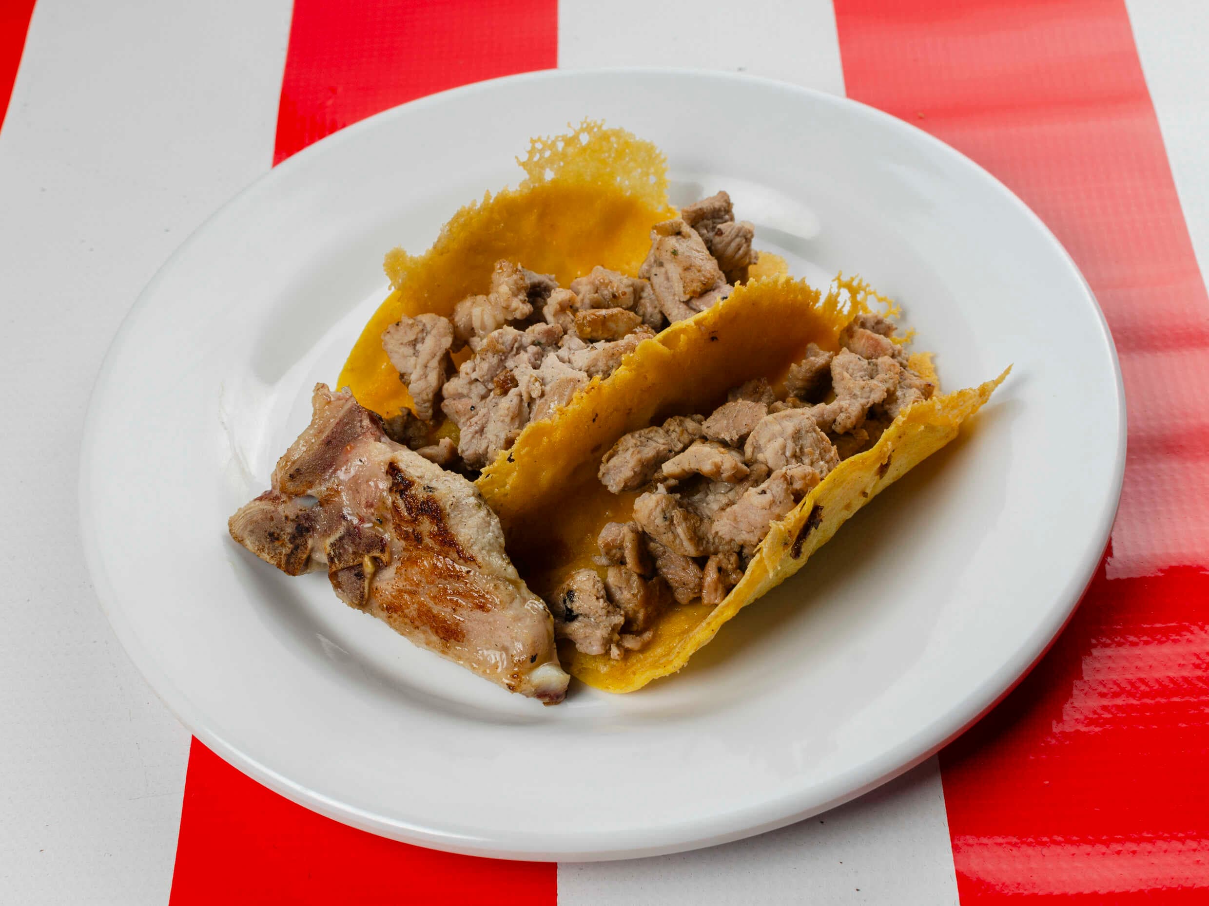 CrujiTaco de Chuleta (2)